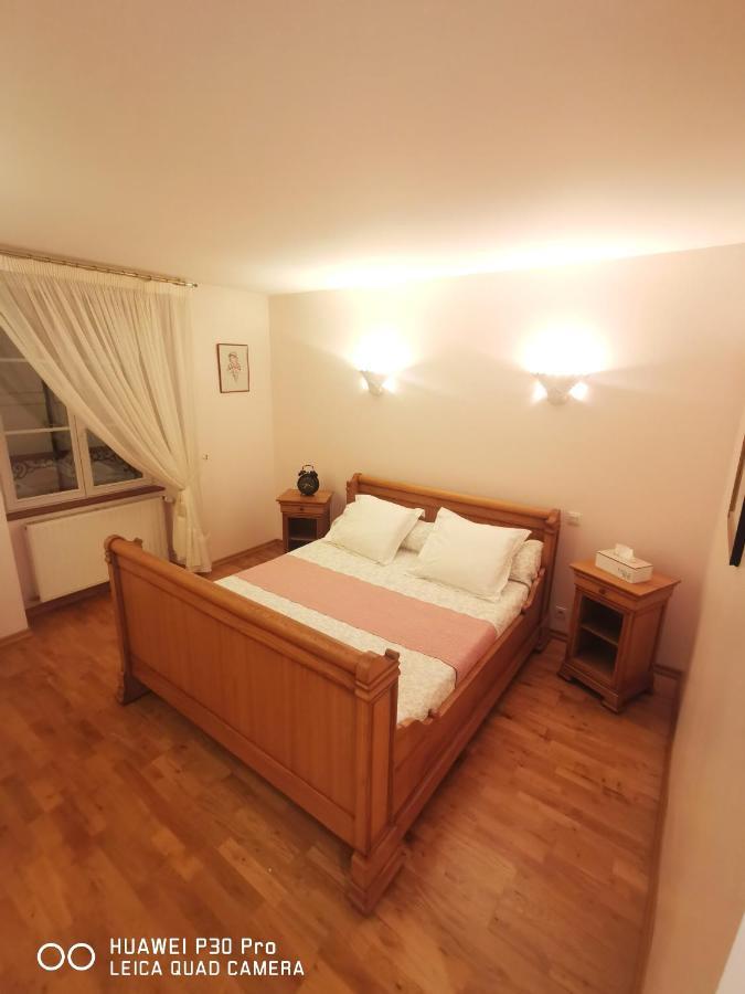 몽티니 라 레슬레 Chambre D'Hotes Le Val Du Chapelain B&B 외부 사진